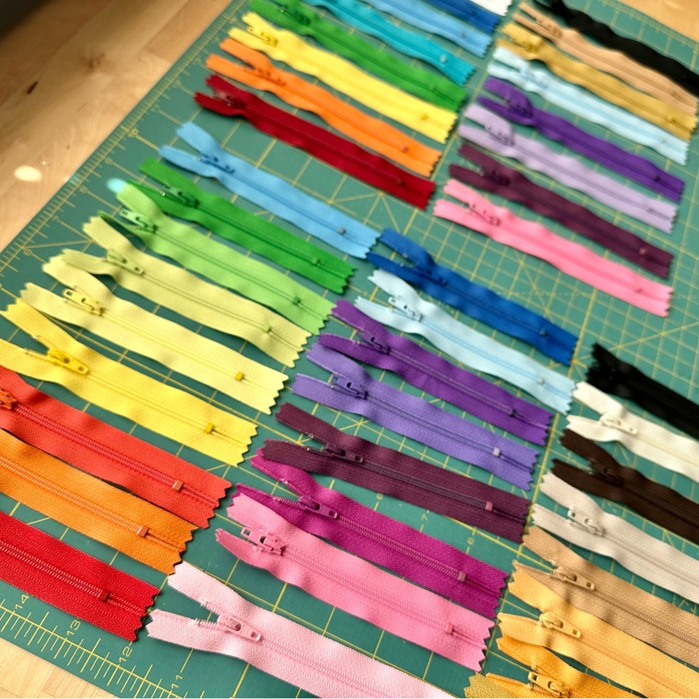 42 zippers: 4-inch and 5-inch, variety of colors for sewing